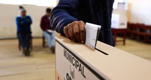 Arequipa: solo 10% de votantes se interesa en política y 50% elige su candidato en cola de votación