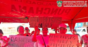 Vecinos de los asentamientos humanos Acción Católica y Brisas del Nanay, participaron activamente en la jornada de integración del programa “Municipio en tu barrio”, impulsada por la Municipalidad Distrital de Punchana, iniciando con una caminata por las principales calles, donde los pobladores compartieron directamente con la autoridad sus principales preocupaciones y necesidades.