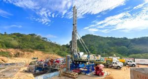 PETROPERÚ CEDE CONTROL DEL LOTE 192 A UPLAND OIL