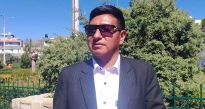 Consejero Abad Vizcarra denuncia que GORE Puno paga favores políticos con empleos