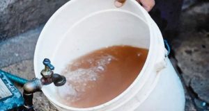 Juliaca: Agua contaminada llega a domicilios sin respuesta de SEDA