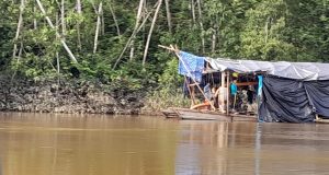 DEFENSORÍA EXIGE RETIRAR DRAGAS EN LA CUENCA DEL TIGRE