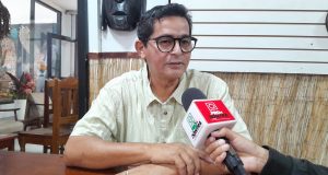 ROGER GRANDEZ POSTULA NUEVAMENTE Y PROPONE GOBERNAR CON TRANSPARENCIA