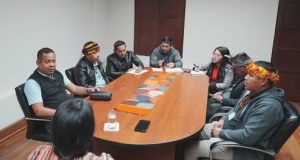 CONGRESISTA RUTH LUQUE APOYA LUCHA DE INDÍGENAS DEL LOTE 8