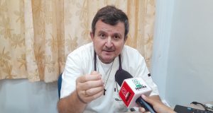 PADRE RAIMUNDO GUÍA A PEREGRINOS DE IQUITOS EN ROMA