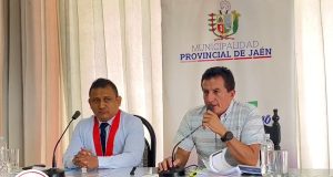 Alcalde de Jaén y Fiscal Superior denuncian retrasos e incumplimiento en obras del aeropuerto