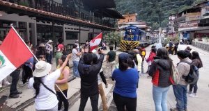 Machu Picchu en la polémica: representantes buscan frenar el caos y evitar riesgos para el patrimonio
