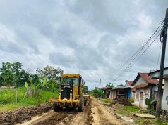 MAQUINARIAS CONTINÚAN TRABAJANDO