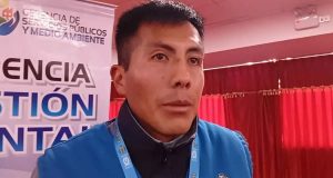 Juliaca: Centenario del colegio San Román termina en escándalo tras convertir Plaza de Armas en cantina