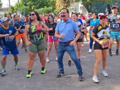 EL BAILE DEL GALLITO EN CARRERA UNIVERSITARIA