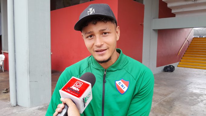 NOTA 3 JOSÉ GARCÍA - DELANTERO DEL CLUB ESTUDIANTIL CNI (1)