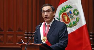 “MARTÍN VIZCARRA ES UN RATERO” PARA APRISTA JORGE DEL CASTILLO