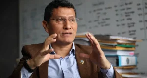 Harvey Colchado plantea 4 claves para hacer frente a la crisis de inseguridad y corrupción en el Perú