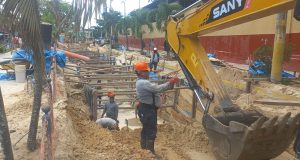 Trabajos en el sistema de desagüe y posterior asfaltado iniciando en la cuadra cinco de la calle Mariscal Cáceres hasta la calle Castilla será hasta marzo 2026