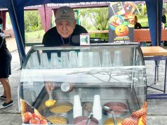 “EL PRÍNCIPE” DE LAS CREMOLADAS CONQUISTÓ LA EXPO AMAZÓNICA