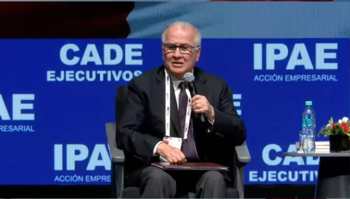 Alfonso López Chau a los empresarios en CADE 2025: “El silencio también toma partido”