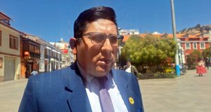 Chucuito exige presupuesto para hospital o irá a Lima a protestar