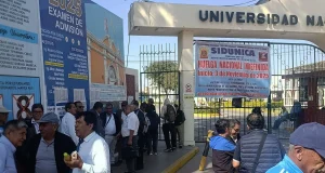 Docentes toman la Universidad San Luis Gonzaga de Ica y acatan huelga nacional