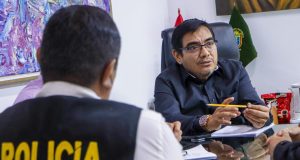 VLADIMIR TIENE QUE VIAJAR DE TODAS MANERAS A EEUU PARA FIRMAR CONVENIO DE HERMANAMIENTO