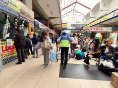 Pasajeros abarrotan terminal terrestre de Ayacucho mientras boletos a Lima superan los 200 soles