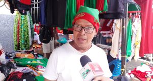 CALLE ABTAO SE LLENA DE COLOR Y OFERTAS POR NAVIDAD