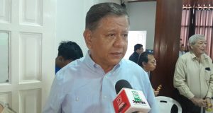 TÍO VLADI AFIRMA QUE NO DECIDE SI POSTULARÁ