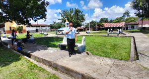 ¿POR QUÉ TIENEN ABANDONADA A PADRECOCHA”