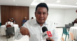 “NO SE PUEDE HACER PISTAS MIENTRAS EL AGUA Y DESAGÜE SIGAN INCONCLUSOS”