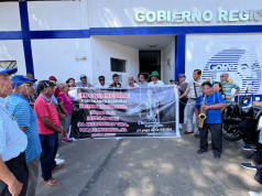 Maestros protestan en Piura por deuda social impaga del Gobierno Regional