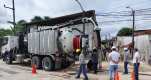 GOREL-OPIPP, con hidrojeth realiza limpieza de buzones en Iquitos