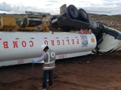 OEFA supervisa acciones de remediación ambiental tras volcadura de camión cisterna de combustible en la carretera binacional Ilo – Desaguadero