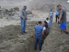 Cuatro años después del derrame de Repsol, persiste la contaminación por petróleo en playas de Ventanilla