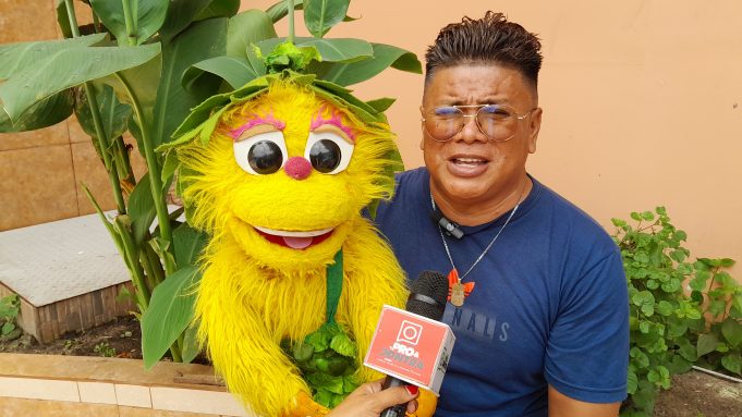 NOTA 1 RUBÉN MANRIQUE - DIRECTOR Y ACTOR DE TEATRO (2)