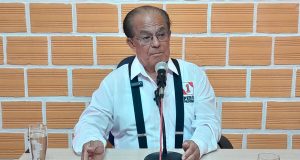 ARISTÓTELES ÁLVAREZ: HAY UNA MAFIA QUE BLOQUEA A MARTÍN VIZCARRA