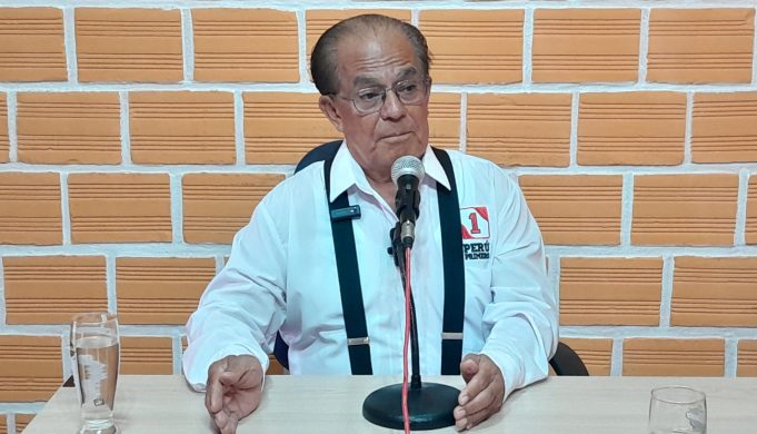 NOTA 7 ARISTÓTELES ÁLVAREZ - CANDIDATO AL SENADO NACIONAL POR EL PARTIDO PERÚ PRIMERO (3)