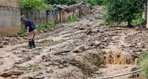 Perú en alerta por intensas lluvias: 59 fallecidos, distritos afectados y ríos bajo vigilancia