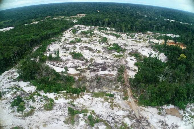 Loreto: Más de 8 mil hectáreas de varillales amazónicos están afectadas por minería no metálica