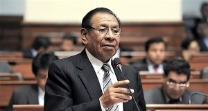 Elecciones 2026: Justiniano Apaza plantea que la consulta previa minera sea de carácter vinculante