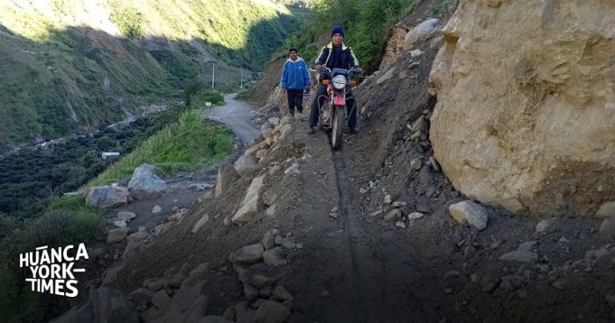 Pariahuanca advierte al Gobierno Regional: si no se reinicia carretera el 6 de abril, habrá protesta
