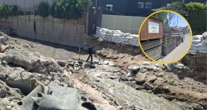 Arequipa: materiales oxidándose y vecinos indignados, la torrentera Chullo acumula escombros y promesas incumplidas