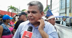 SIN AGUA NI DESAGÜE PESE A ESTAR CERCA A LA REFINERÍA DE IQUITOS
