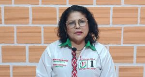 AZUCENA ISLA PLANTEA CAMBIAR LA CONSTITUCIÓN