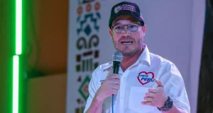 Cambio generacional: Forsyth busca la presidencia prometiendo barrer con los «delincuentes» del Congreso