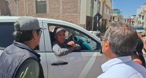 Tensión entre vecinos de zonas afectadas por lluvias y autoridades de Arequipa por falta de electricidad (VIDEO)