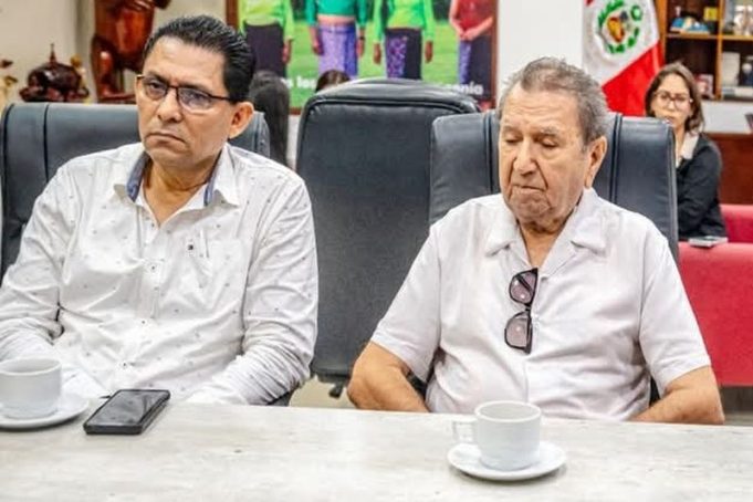 NOTA 1 JORGE MORALES Y CARLOS CHÁVEZ - PRESIDENTE Y EXPRESIDENTE DE LA CÁMARA DE COMERCIO DE LORETO