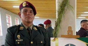 MATAN A POLICÍA Y OTRO QUEDA HERIDO EN OPERATIVO PARA LIBERAR BARCAZA SECUESTRADA POR ALGUNOS POBLADORES