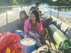 Pueblos Urarina exigen emergencia sanitaria ante brote de tos ferina y malaria en el río Chambira