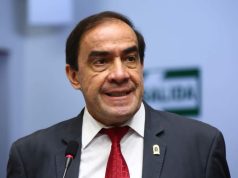 Yonhy Lescano: “Hemos dejado pasar la oportunidad de que Puno pueda gobernar”
