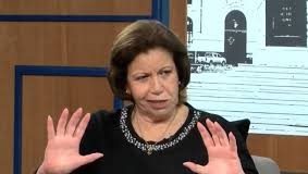 LOURDES FLORES ARREMETE CONTRA SÁNCHEZ: “EL FALSO SOMBRERO”