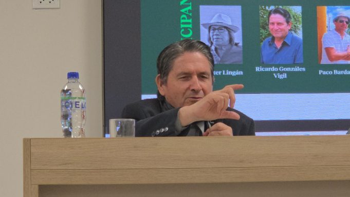NOTA 11 RICARDO GONZÁLEZ VIGIL - CRÍTICO LITERARIO (2)